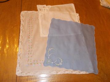 Lot de mouchoirs vintage pour dame. beschikbaar voor biedingen