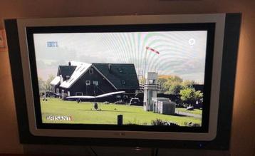 VINTAGE PHILIPS TELEVISIE beschikbaar voor biedingen