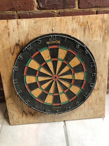 Dartbord Nodor beschikbaar voor biedingen