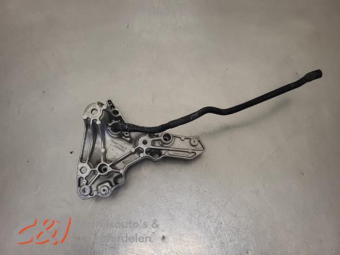 Support boîte de vitesse d'un Renault Trafic, Autos : Pièces & Accessoires, Suspension & Châssis, Renault, Utilisé, 3 mois de garantie