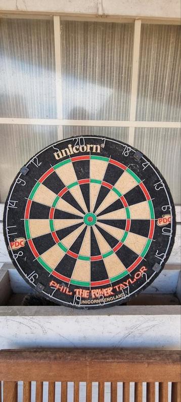 Darts cible avec fléchettes, Enlèvement, Comme neuf, Fléchettes