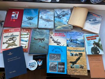 (D)collectie luchtvaart- militaire boeken luchtmacht, WOII, beschikbaar voor biedingen
