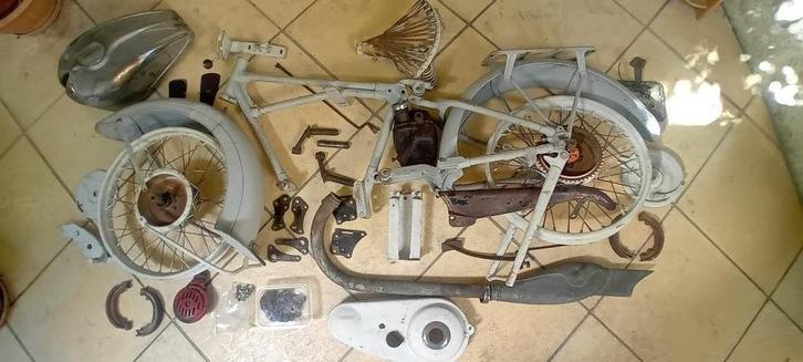 Magnat Debon 350 BD 1935 contre Zundapp Dkw Nsu Bmw, Motoren, Motoren | Oldtimers, Ophalen