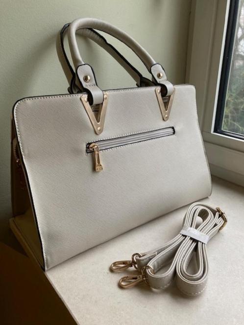 CRINKELS handtas, Handtassen en Accessoires, Tassen | Damestassen, Zo goed als nieuw, Handtas, Beige, Ophalen