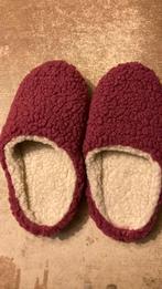 Bordeaux pantoffels maat 40/41, Ophalen of Verzenden, Zo goed als nieuw, Pantoffels of Sloffen, Rood
