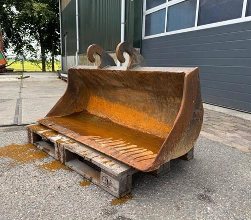 Matt Nielen wide bucket CW10 130cm, Zakelijke goederen, Machines en Bouw | Onderdelen