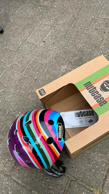 Casque de vélo Hip Nutcase, Garçon ou Fille, M, Enlèvement, Utilisé