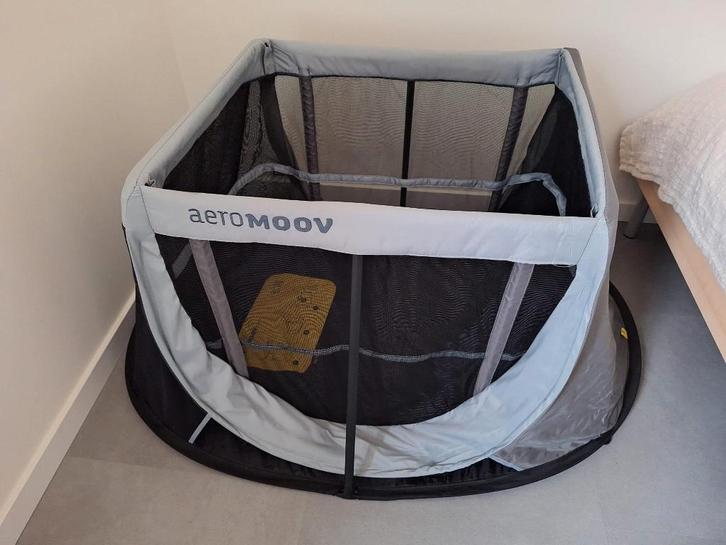 Babybedje Aeromoov, Kinderen en Baby's, Kinderkamer | Bedden, Zo goed als nieuw, Minder dan 140 cm, 85 tot 100 cm, Matras, Ophalen