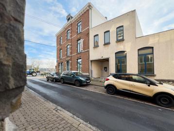 Commerce à vendre à Rochefort, 130 m², Autres types, 384 kWh/m²/an