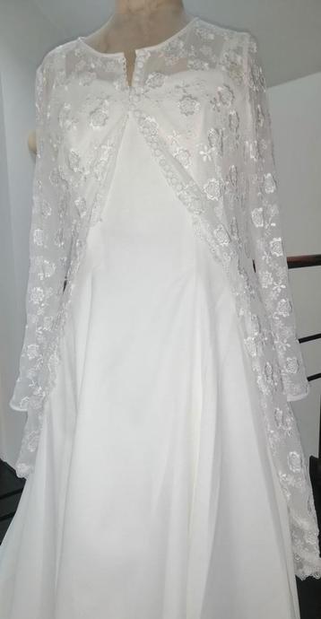 Robe de mariée avec pardessus en dentelle transparente, Enlèvement ou Envoi, Comme neuf