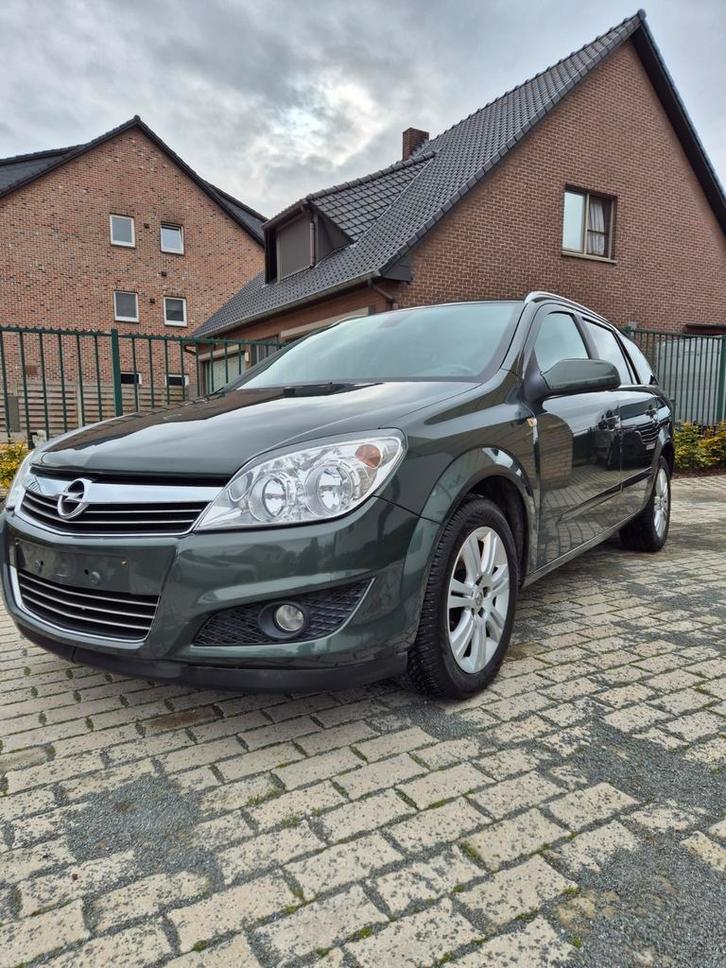 Opel Astra ECO FLEX 29/06/2009 Zonder keuring 1900 €, Auto's, Opel, Particulier, Astra, Airconditioning, Lichtmetalen velgen, Trekhaak