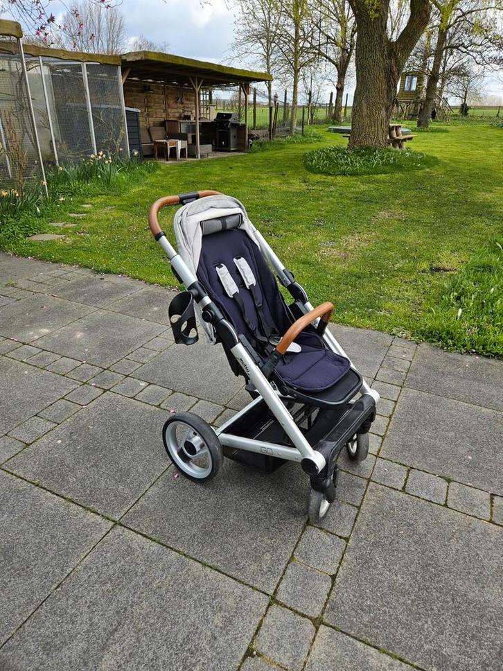 Full option kinderwagen inclu verzorgingstas en draagmand., Kinderen en Baby's, Kinderwagens en Combinaties, Gebruikt, Ophalen