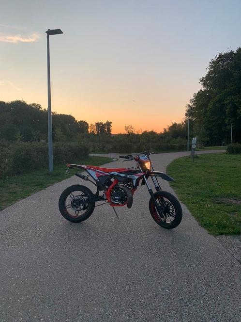 Beta 50 rr, Fietsen en Brommers, Brommers | Crossbrommers, Zo goed als nieuw, Overige merken, Ophalen