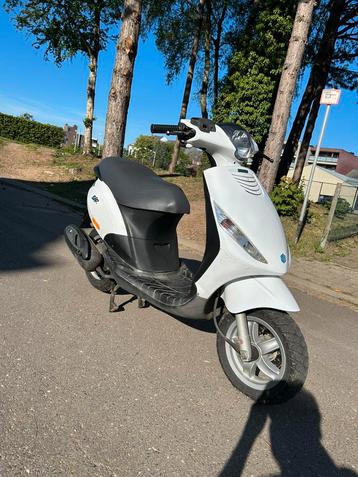 Piaggio Zip 4Takt A-klasse beschikbaar voor biedingen