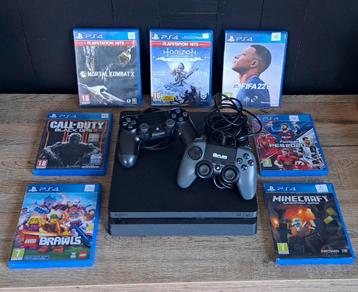 PS4 SLIM 500Go + 2 MANETTES+ 7JEUX beschikbaar voor biedingen