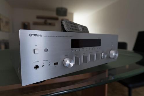 Amplificateur stéréo Yamaha R-N602 (TIDAL, SPOTIFY), TV, Hi-fi & Vidéo, Chaîne Hi-fi, Comme neuf, Autres marques, Enlèvement ou Envoi