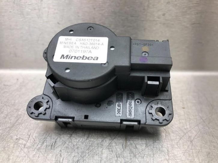 KACHELSTELMOTOR Eclipse Cross (GK / GL) (|CSA512T014|), Auto-onderdelen, Airco en Verwarming, Mitsubishi, Gebruikt