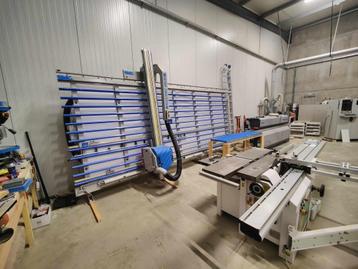 Verticale paneelzaagmachine GMC KGS 400 M met digitale maata