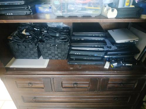 Partij laptops+randapparatuur in 1 koop ivm beeindiging, Computers en Software, Windows Laptops, Gebruikt, Ophalen