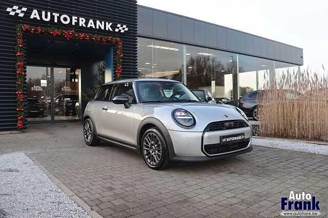 MINI Cooper C 3D / CLASSIC / AUT / NAVI / CAM / VERW ZETLS, Auto's, Mini, Bedrijf, Cooper, ABS, Adaptieve lichten, Airbags, Airconditioning