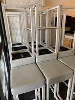 Flexfurn - witte barstoelen, Huis en Inrichting, Barkrukken, Ophalen, Zo goed als nieuw