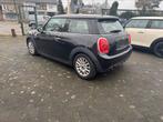 Mini cooper 1.5 diesel euro 6, Auto's, Mini, Voorwielaandrijving, 4 zetels, Stof, Zwart