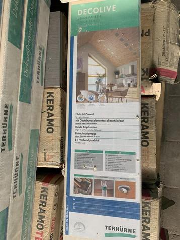 Lame de parquet ou plafond beschikbaar voor biedingen