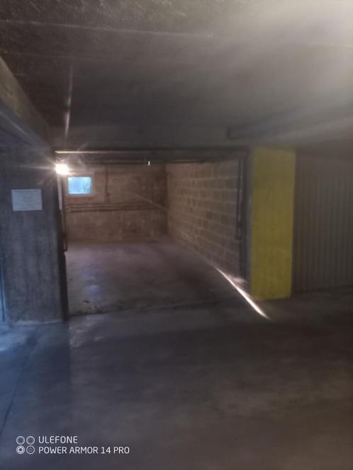 Garage à louer, Immo, Appartementen en Studio's te huur, Brussel, Minder dan 20 m²