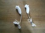 2 Nintendo Wii Nunchucks, Ophalen of Verzenden, Zo goed als nieuw