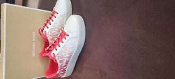 Splinternieuwe Michael Kors sneakers beschikbaar voor biedingen