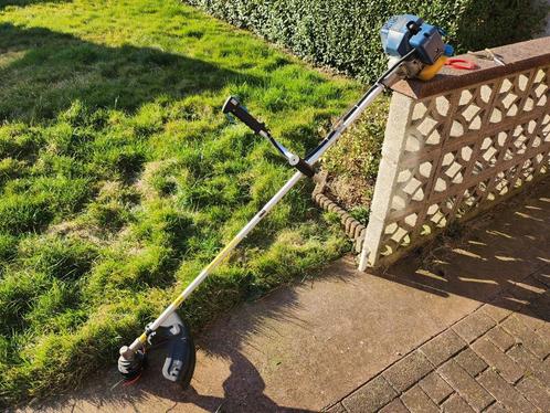Débrouissailleuse thermique Einhell bn-2685, Tuin en Terras, Bosmaaiers, Gebruikt, Benzine, 30 tot 50 cm, Ophalen