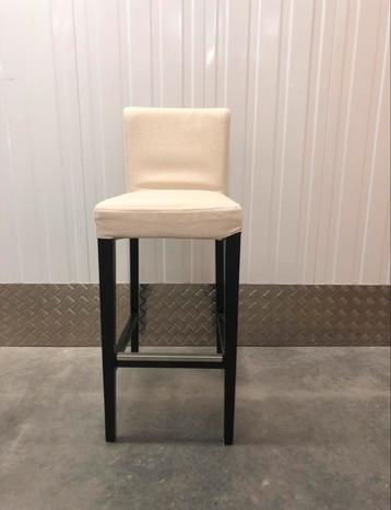Chaises de bar  beschikbaar voor biedingen