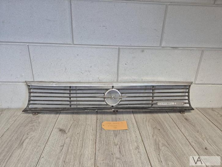 Opel Rekord B 1965 - 1967 grille origineel 6 cilinder logo, Autos : Pièces & Accessoires, Autres pièces automobiles, Opel, Utilisé
