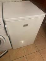 Frigo AEG 50 Longueur 55 largeur 83 Hauteur. 65 euros