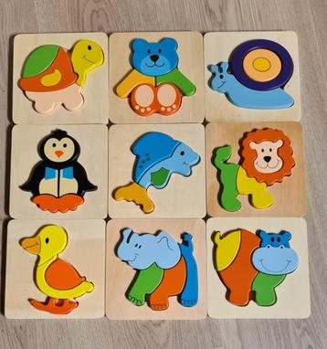 Houten puzzels disponible aux enchères