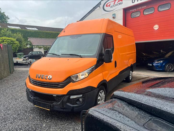 Iveco 2016 / 138.000 km / euro 6, Auto's, Bestelwagens en Lichte vracht, Bedrijf, Trekhaak, Iveco, Diesel, Euro 6, Ophalen