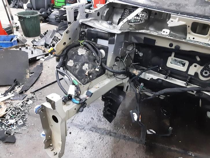 BINNENSPATSCHERM RECHTS VOOR 5008 II (M4 / MC / MJ / MR), Auto-onderdelen, Carrosserie, Spatbord, Peugeot, Voor, Rechts, Gebruikt