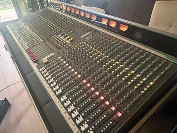 Mooie basis voor een studio of repeteerruimte! beschikbaar voor biedingen