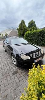 Mercedes C200 CDI Sport Coupe 2004 1800€ VASTE PRIJS, Auto's, Automaat, Zwart, Zwart, Diesel