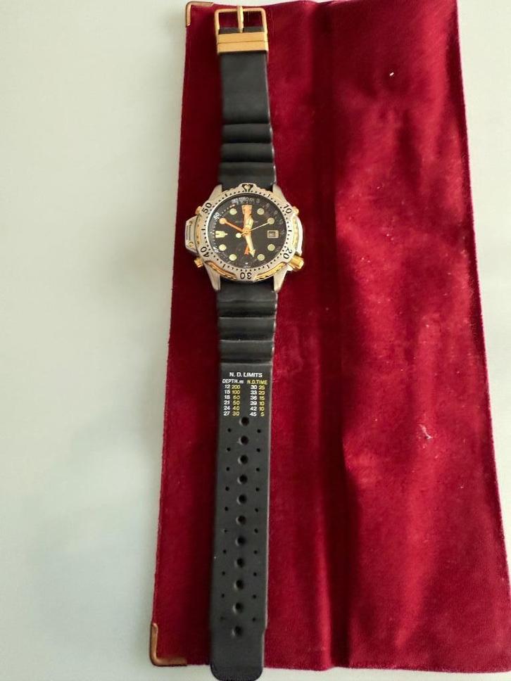 Nouveau et rare Citizen Promaster Aqualand noir/doré, Bijoux, Sacs & Beauté, Montres | Hommes, Neuf, Montre-bracelet, Citizen