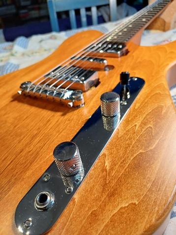 Godin Radium Winchester Brown RN beschikbaar voor biedingen