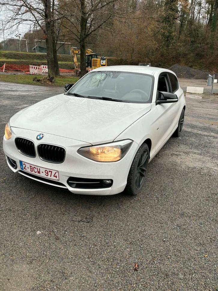 Bmw f21 2015, Autos, BMW, Particulier, Série 1, Sièges chauffants, Diesel, Euro 5, 3 portes, Boîte manuelle, Blanc, Enlèvement