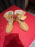 Beige daimen laarsjes met wol bovenaan nieuwstaat mt 38, Ophalen, River Woods, Beige, Lage of Enkellaarzen