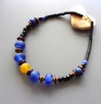 Blauwe en gele Afrikaanse ketting van glas en bakeliet, Ophalen of Verzenden, Nieuw, Blauw, Overige materialen
