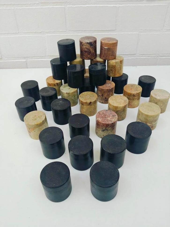 Lot marmeren juwelenpotjes / sieradendoosjes, Handtassen en Accessoires, Overige Accessoires, Zo goed als nieuw, Ophalen of Verzenden