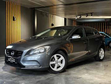 Volvo V40 D2 | 1.6 Diesel | Navi | Start/Stop | Bluetooth |  beschikbaar voor biedingen