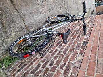 Fiets  beschikbaar voor biedingen