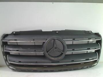 GRILLE Sprinter 3,5t (907.6 / 910.6) (A9108852700) beschikbaar voor biedingen