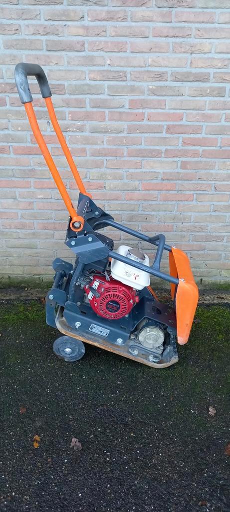 Belle trilplaat 13 KN 81kg, Doe-het-zelf en Bouw, Gereedschap | Overige machines, Gebruikt, Ophalen