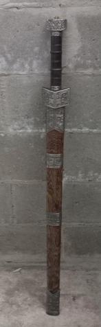 Decoratief zwaard met schede, Enlèvement ou Envoi